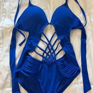 Kenneth Cole Vibrant Blue Swimwear